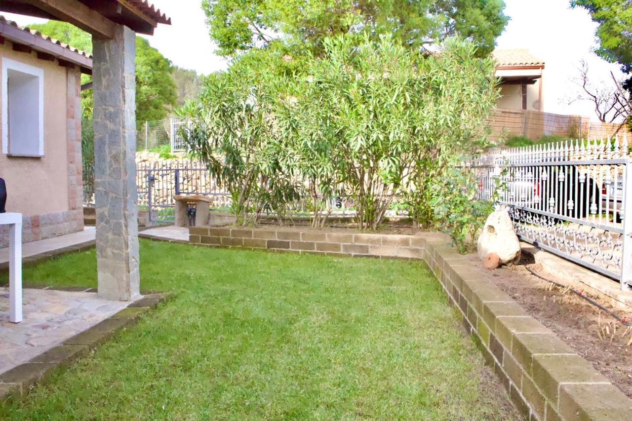 Bed and Breakfast Domu Virginia Castiadas Zewnętrze zdjęcie